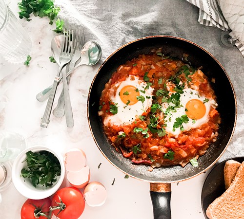 Arabiska ägg i tomatsås